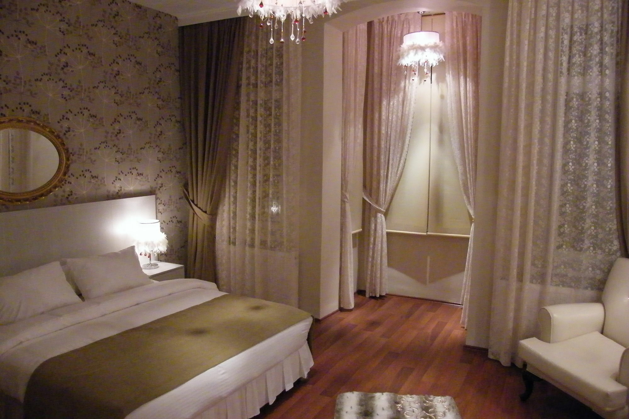 Arach Hotel Harbiye Estambul Exterior foto